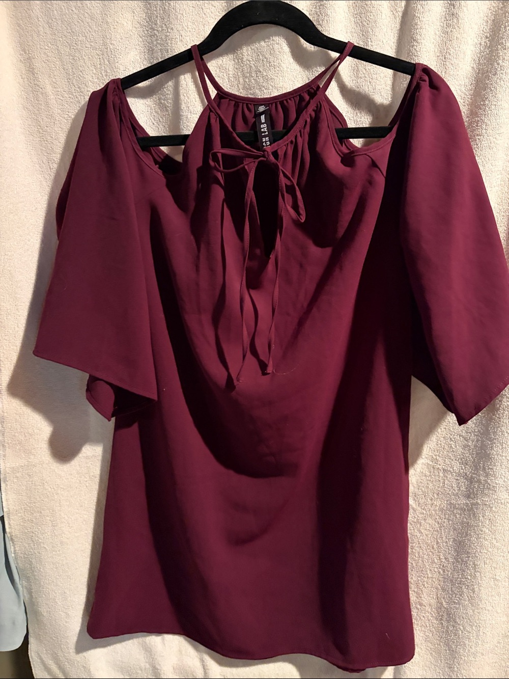 Design Lab Lord & Taylor Burgundy Cold-Shoulder Tie-Front Blouse